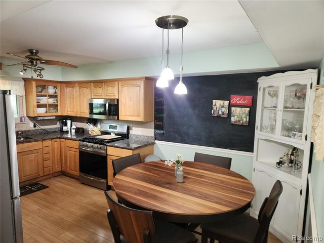 24960 Trombley Street, Harrison Twp, MI 48045