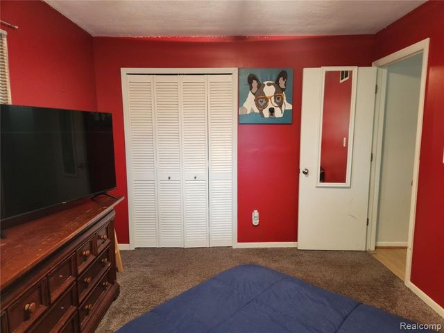 24960 Trombley Street, Harrison Twp, MI 48045