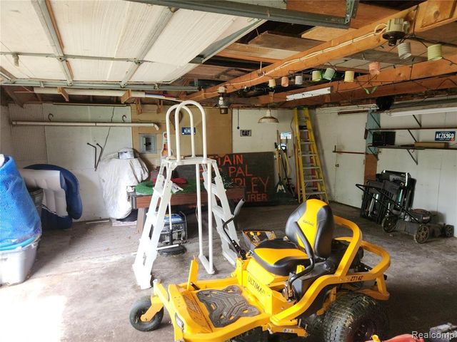 24960 Trombley Street, Harrison Twp, MI 48045