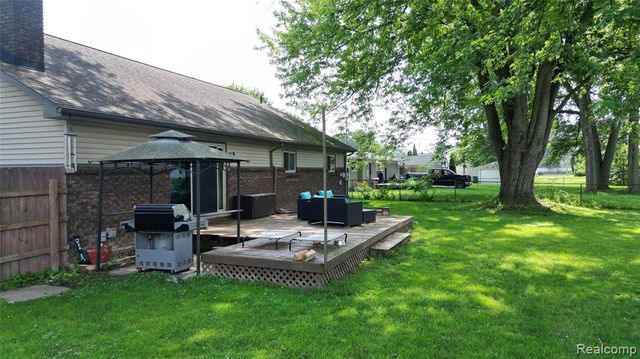 24960 Trombley Street, Harrison Twp, MI 48045