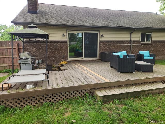 24960 Trombley Street, Harrison Twp, MI 48045