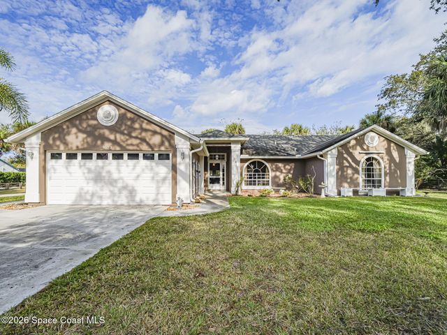 9673 Fleming Grant Road, Sebastian, FL 32976