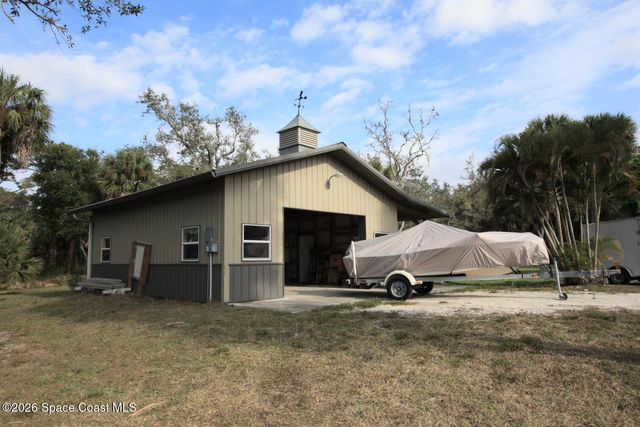 9673 Fleming Grant Road, Sebastian, FL 32976