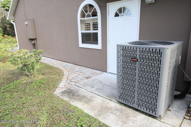 9673 Fleming Grant Road, Sebastian, FL 32976