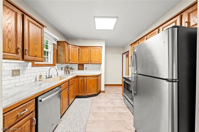 3502 Edgewood Drive, Stow, OH 44224