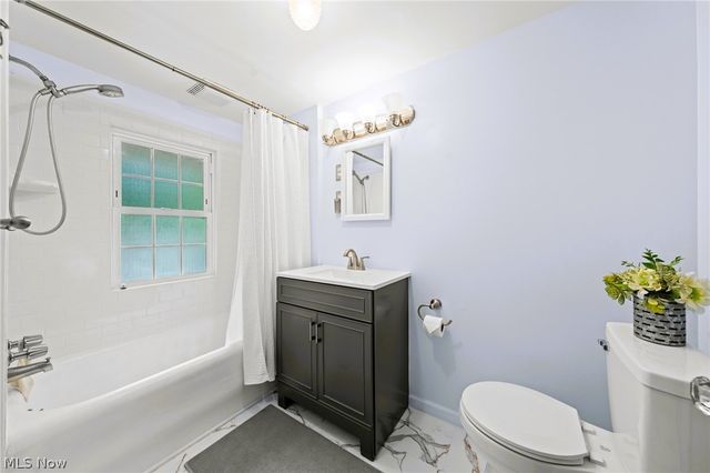 3502 Edgewood Drive, Stow, OH 44224
