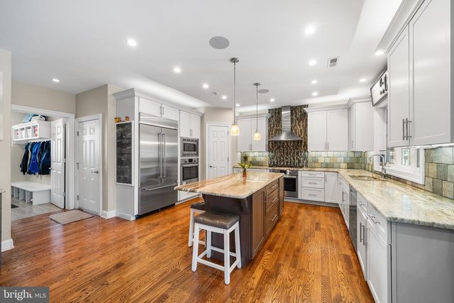 1895 OLD FORGE WAY, Worcester, PA 19490