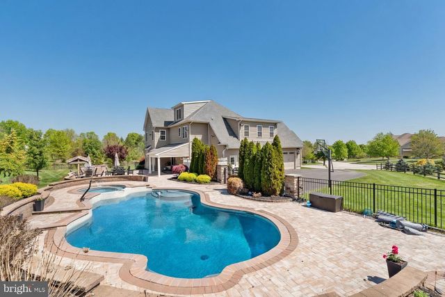 1895 OLD FORGE WAY, Worcester, PA 19490