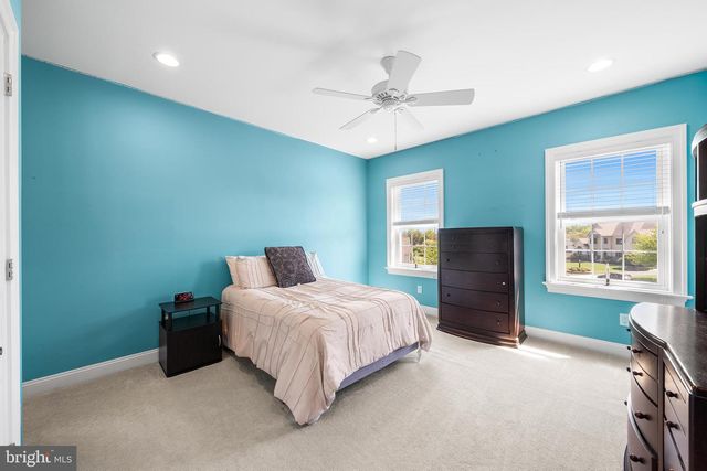 1895 OLD FORGE WAY, Worcester, PA 19490