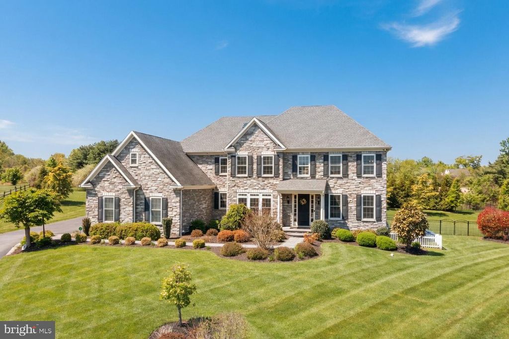 1895 OLD FORGE WAY, Worcester, PA 19490
