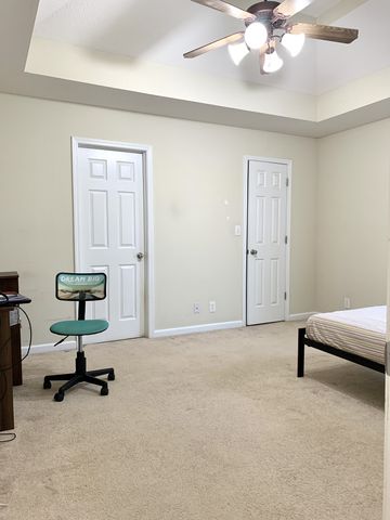 1772 Ridge Runner Ct, Clarksville, TN 37042