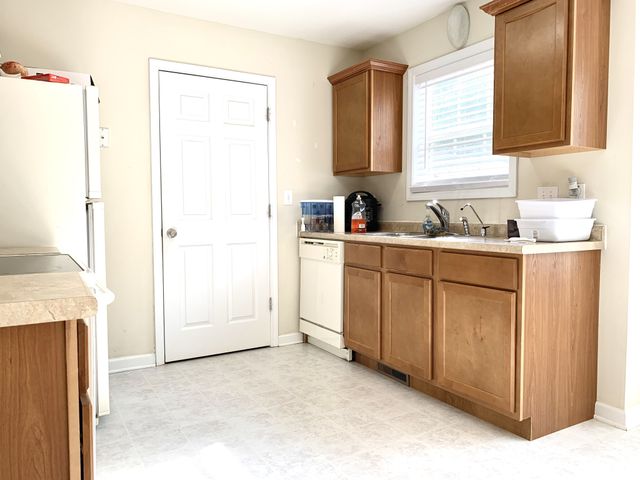 1772 Ridge Runner Ct, Clarksville, TN 37042