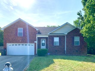 1772 Ridge Runner Ct, Clarksville, TN 37042