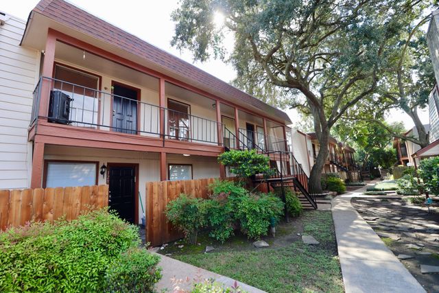 5929 Queensloch Drive 234, Houston, TX 77096