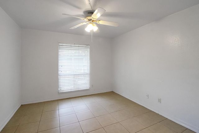 5929 Queensloch Drive 234, Houston, TX 77096