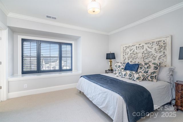 119 Thorncote Place, Charlotte, NC 28226