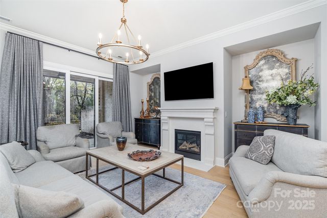 119 Thorncote Place, Charlotte, NC 28226