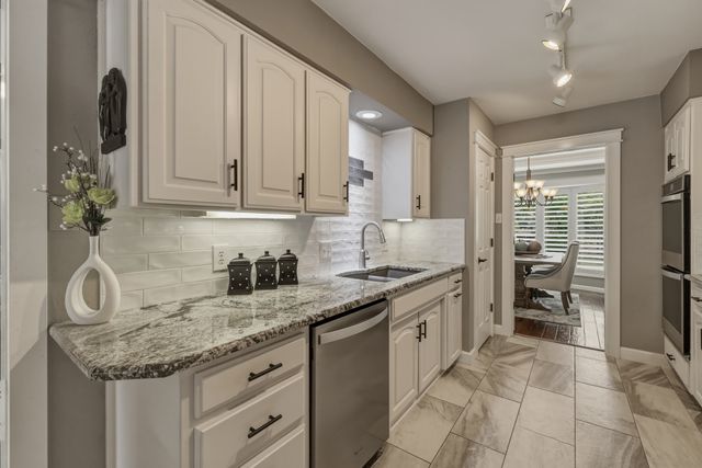 3009 Shenandoah Drive, Bedford, TX 76021