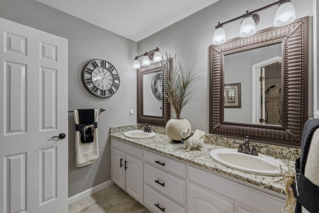 3009 Shenandoah Drive, Bedford, TX 76021