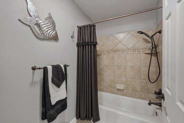 3009 Shenandoah Drive, Bedford, TX 76021
