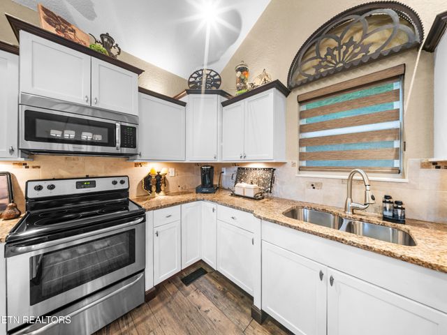 4601 Holston Hills Rd, Knoxville, TN 37914