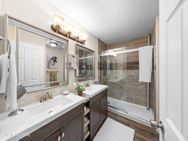 4601 Holston Hills Rd, Knoxville, TN 37914