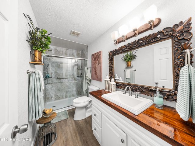 4601 Holston Hills Rd, Knoxville, TN 37914