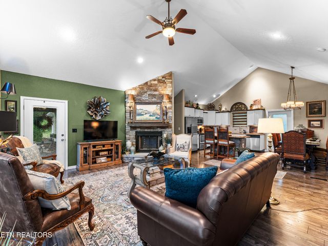 4601 Holston Hills Rd, Knoxville, TN 37914