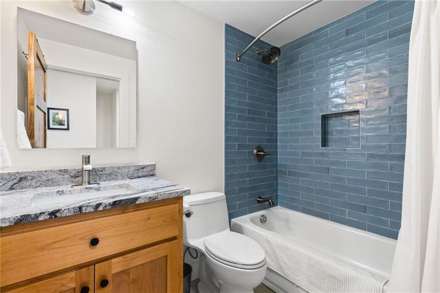 64 Mathieson Point, Jasper, GA 30143