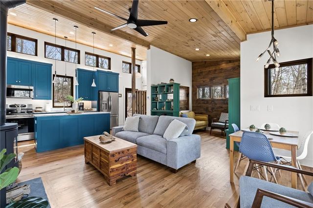 64 Mathieson Point, Jasper, GA 30143