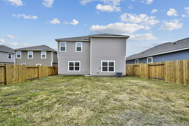 11027 Chatham Ct, Converse, TX 78109