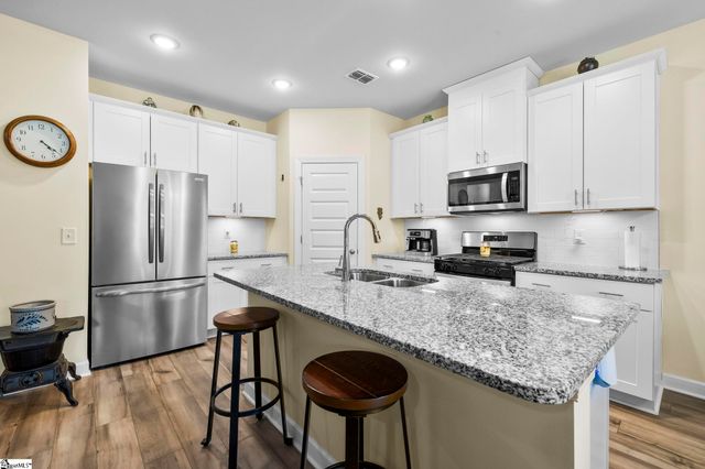 114 Layken Drive, Fountain Inn, SC 29644