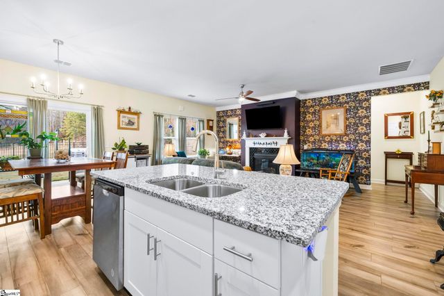 114 Layken Drive, Fountain Inn, SC 29644