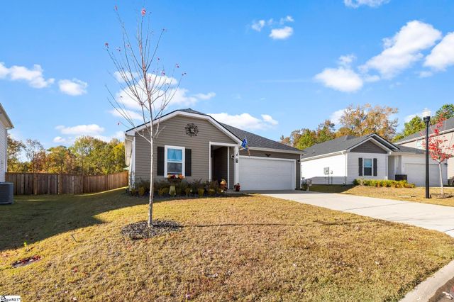 114 Layken Drive, Fountain Inn, SC 29644