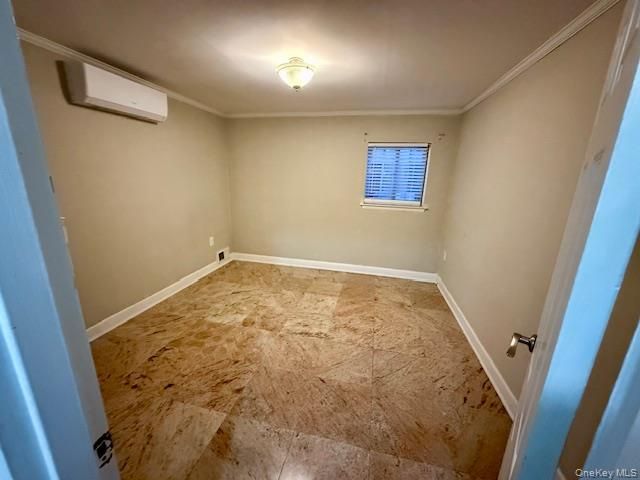 15912 88, Howard Beach, NY 11414