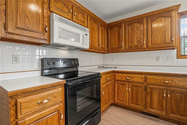 24308 Tower Drive, Cleveland, MO 64734