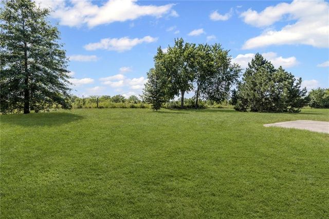 24308 Tower Drive, Cleveland, MO 64734