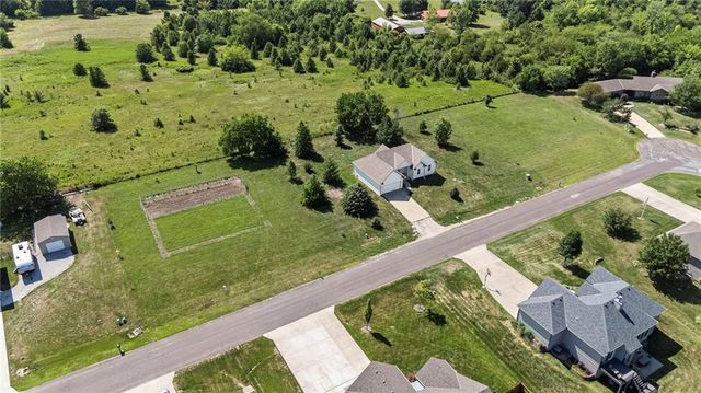 24308 Tower Drive, Cleveland, MO 64734