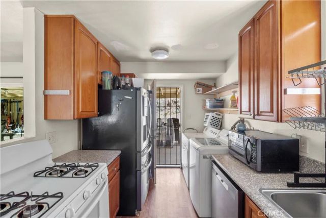 530 E Mountain View, Barstow, CA 92311