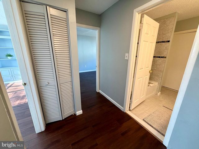 33 GEORGETOWN RD, Lindenwold, NJ 08021