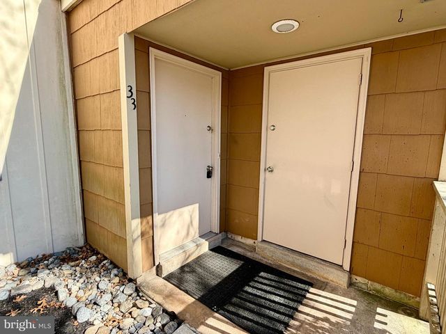 33 GEORGETOWN RD, Lindenwold, NJ 08021