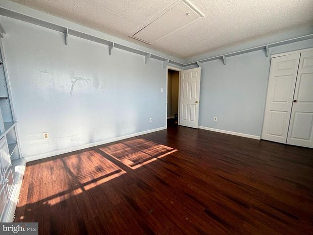 33 GEORGETOWN RD, Lindenwold, NJ 08021