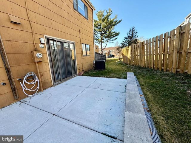 33 GEORGETOWN RD, Lindenwold, NJ 08021