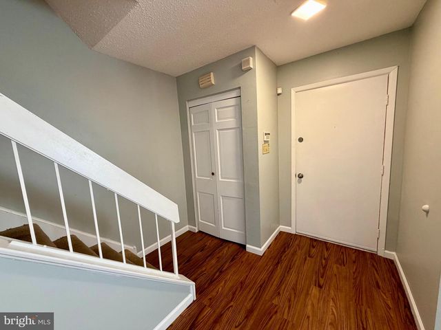 33 GEORGETOWN RD, Lindenwold, NJ 08021