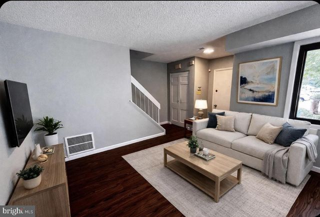 33 GEORGETOWN RD, Lindenwold, NJ 08021