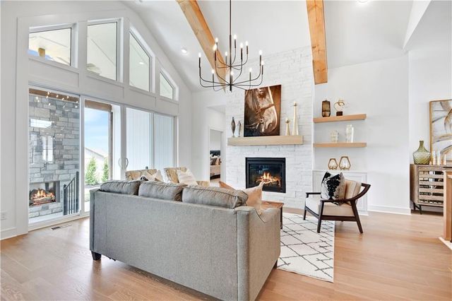 15324 W 161st Court, Olathe, KS 66062