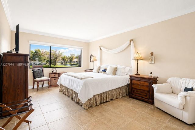 6701 SW 116th Court 103, Miami, FL 33173
