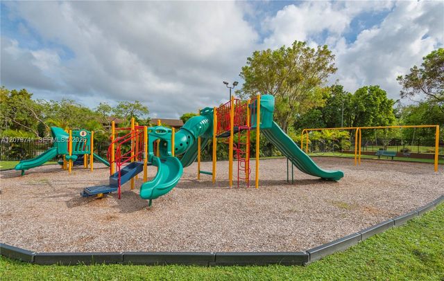 6701 SW 116th Court 103, Miami, FL 33173
