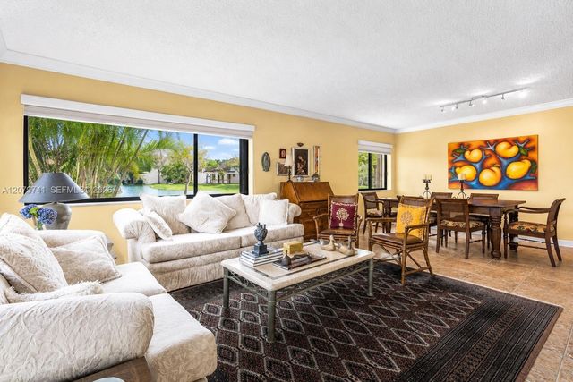 6701 SW 116th Court 103, Miami, FL 33173