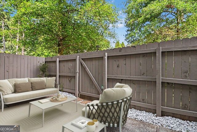 1104 Moorestown Circle, Decatur, GA 30033